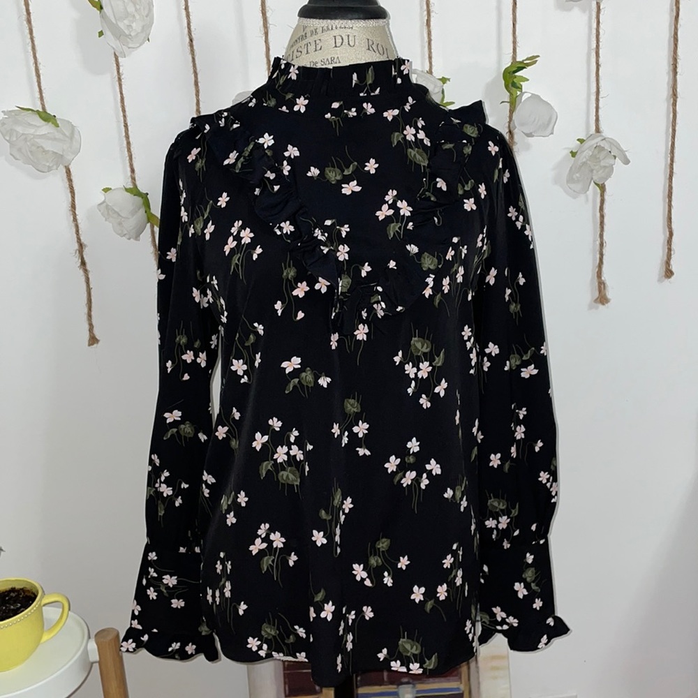 Ann Taylor Blouse Floral Long Sleeve Sz Medium